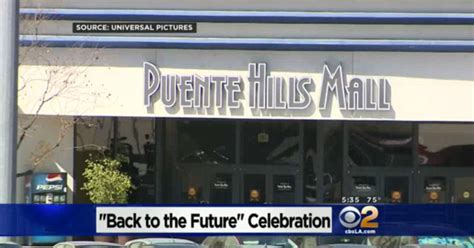 'Back To The Future' Fans Make Pilgrimage To Puente Hills Mall - CBS Los Angeles