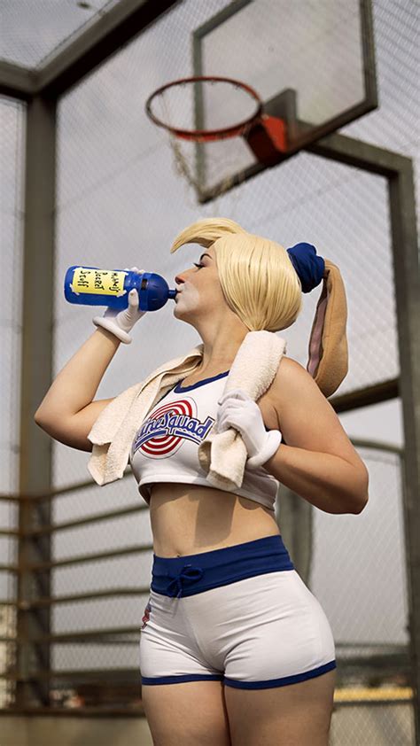 Lola Bunny Cosplay – Telegraph