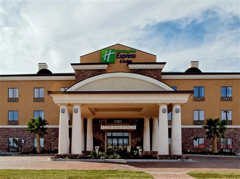 Affordable Odessa Hotel | Holiday Inn Express & Suites Odessa