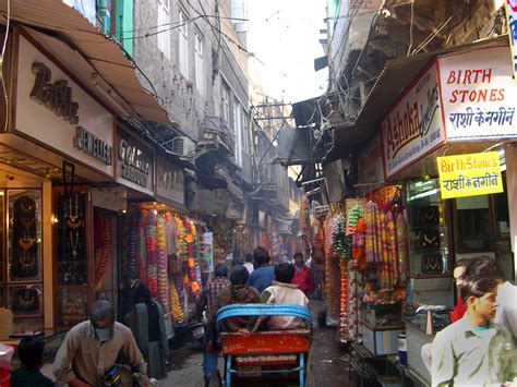 Chandni Chowk in Delhi Timings,location,shopping market.