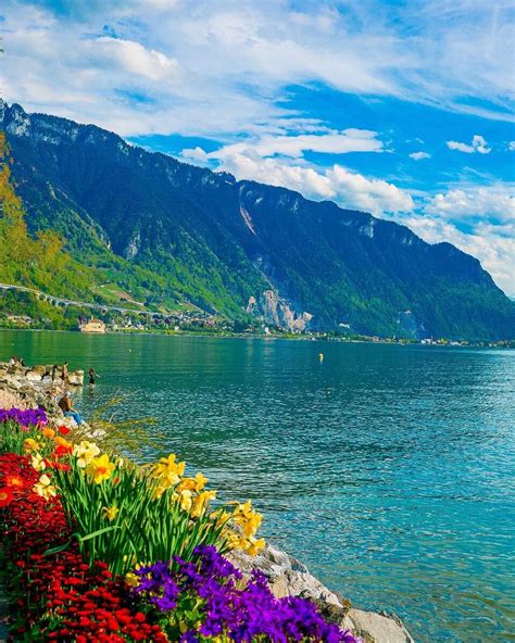 Colorful Spring in the Swiss Alps, on Lake Geneva, in Montreux, Switzerland. | Zwitserland ...