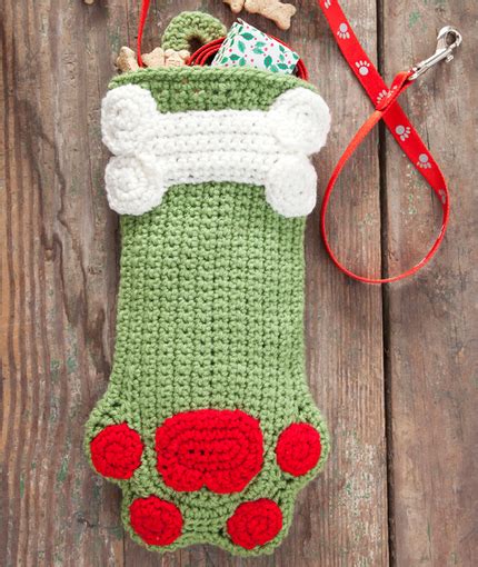 Dog Paws Christmas Stocking Free Crochet Pattern ⋆ Crochet Kingdom