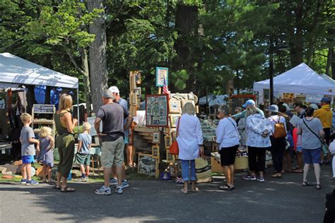 Glen Lake Women's Club Art Fair - Glen Lake Chamber of Commerce