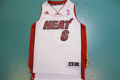 Lebron James Miami Heat #6 White Jersey Youth Size – thefuzzyfelt