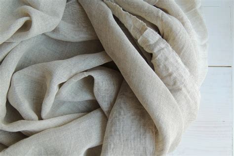 The Shopper's Guide to Fabric: Natural Fibers - College Fashion