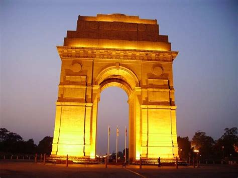 India Gate Delhi – History, Architecture, Visit Timing & Entry Fee