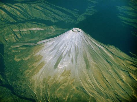 File:Colima volcano aero colors adjusted.JPG - Wikipedia, the free encyclopedia