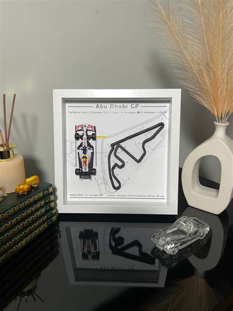 Grand Prix Formula 1 with car frame Make your own F1 Frame - Etsy 日本