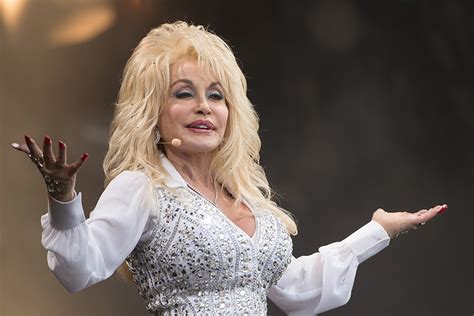 Dolly Parton to Be Honored at Grammy Awards With All-Star Tribute