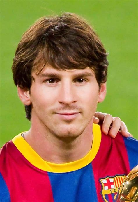 Lionel Messi’s Top 10 Most Iconic Hairstyles | Lionel messi haircut, Lionel messi, Low ...