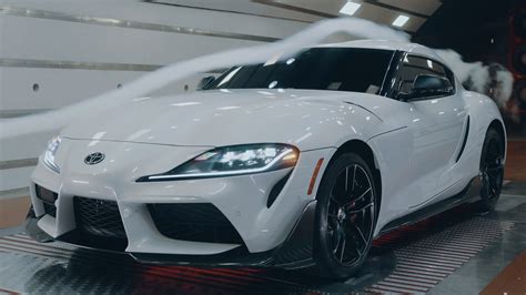 2022 Toyota Supra Buyer's Guide: Reviews, Specs, Comparisons