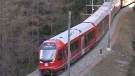 World’s longest passenger train passes through Swiss Alps | Watch | World News - Hindustan Times