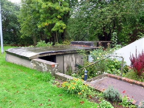 Battle of Britain Bunker, Uxbridge © Andrew Curtis cc-by-sa/2.0 :: Geograph Britain and Ireland