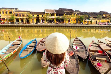 A Tourist in Hoi An Old Town, Vietnam jigsaw puzzle in Street View ...