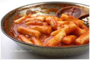 Ddukbokki (Spicy Rice Cakes) – The Ultimate Street Food – cHow Divine