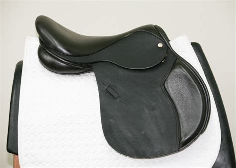 Black Country Quantum X Jump Saddle – Equestrian Imports