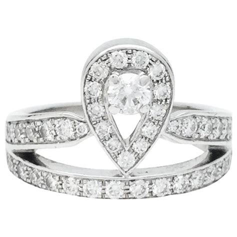 Chaumet ring "Josephine" in white gold and diamonds. ref.153346 - Joli ...