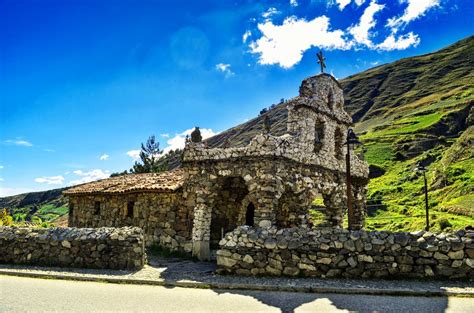 venezuelan tiny homes | Venezuela Tourist Attractions: Stone Church ...