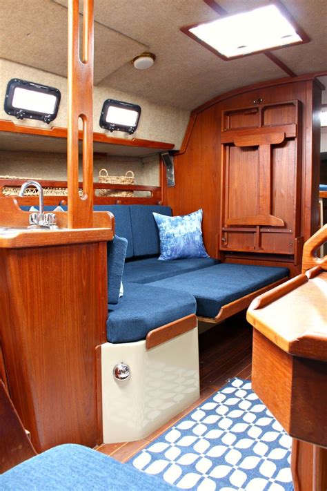 Ahoy! Tour Our Updated Sailboat Interior - Dans le Lakehouse | Boat ...