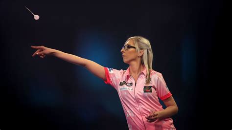 Fallon Sherrock makes history at darts world championship | CNN