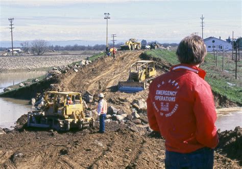 Marysville Levee Repair 1986