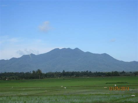 MOUNTAINS OF BICOL