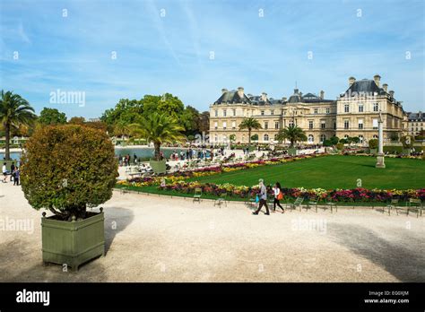 Luxembourg Palace and gardens, Paris France Stock Photo - Alamy