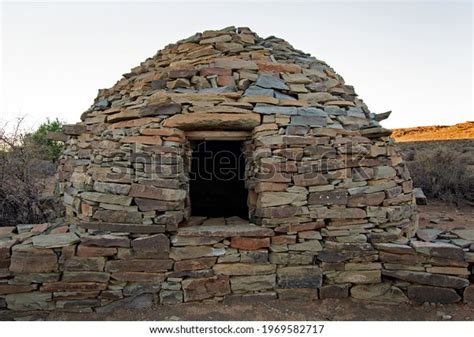 13 Corbelled House Africa Images, Stock Photos, 3D objects, & Vectors | Shutterstock