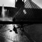 La pyramide du Louvre, Paris de Elise Hardy - Photographie d'art