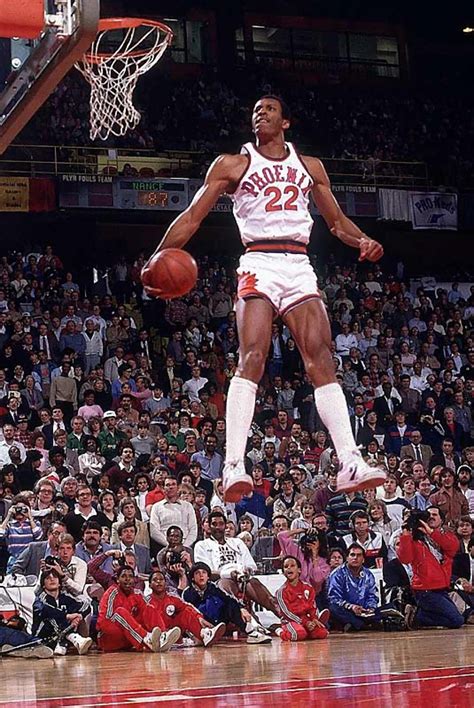 Larry Nance at the inaugural NBA Slam Dunk Contest - 1984 : r/OldSchoolCool