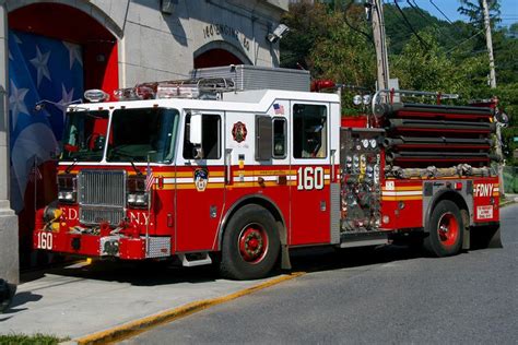 seagrave fire trucks - Google Search Fire Dept, Fire Department, Nyfd ...