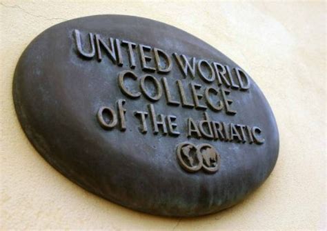 UWC Adriatic Presentation in English - United World College of the ...