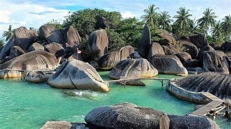 Natuna Island, Beautiful Beach and Taj Mahal - Traveldigg.com