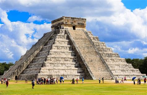 7 Of The Most Famous Monuments In Mexico | EnjoyTravel.com