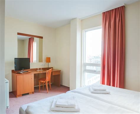 FOSSHOTEL BARON REYKJAVIK | 3-STAR ACCOMMODATION WITH OCEAN VIEW