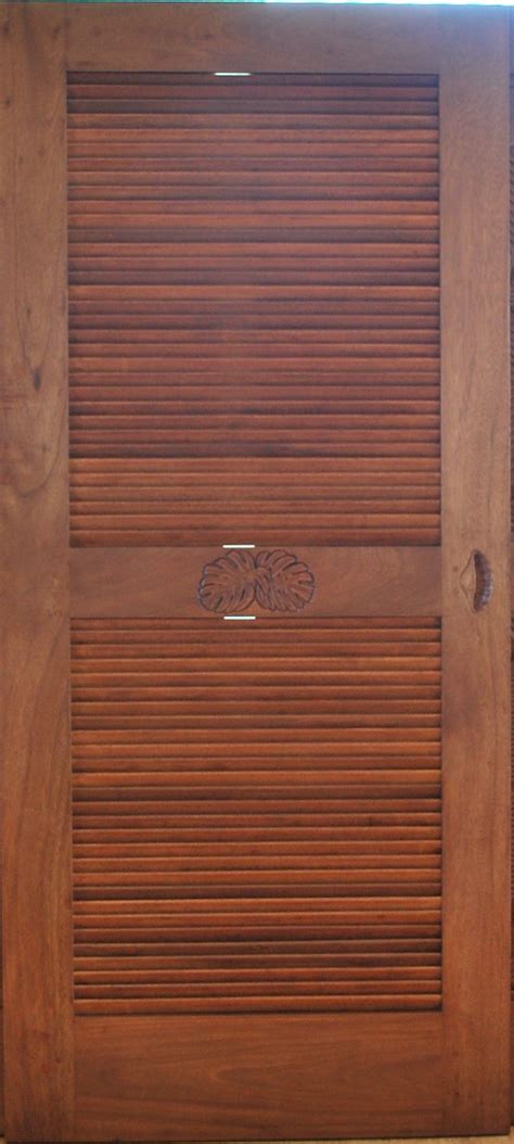 Solid wood louver door prefinished with carved pull and monstera leafs – Bamboo Maui