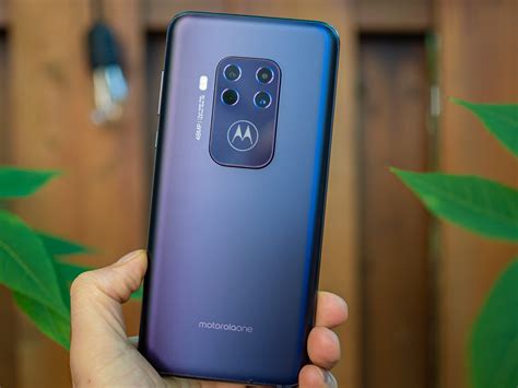 Motorola One Zoom review: Ready for its closeup | Android Central