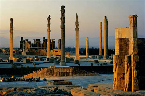 Tourism Places In World: 3 ruins persepolis tourism place in iran