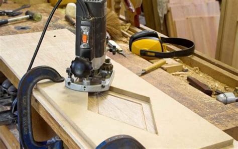 The Beginners Guide To Using A Router Tool