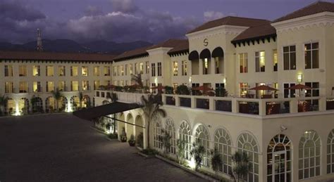 Spanish Court Hotel, Kingston, Jamaica. Book Spanish Court Hotel online