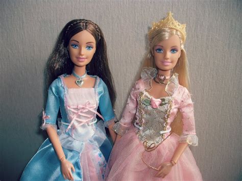 Barbie the Princess and the Pauper - Erika and Annelies - Singing Doll (French) - YouTube