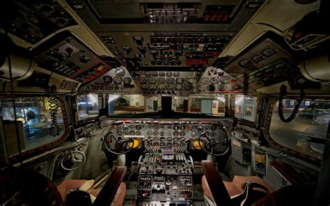 🔥 [46+] Airplane Cockpit Desktop Wallpapers | WallpaperSafari