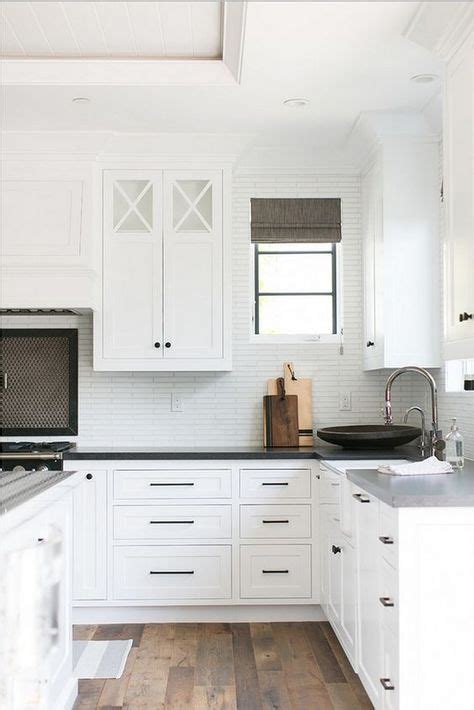 Black Hardware: Kitchen Cabinet Ideas