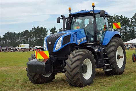 New Holland T8 390 Tractor. | Flickr - Photo Sharing! New Holland ...