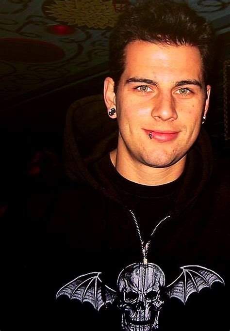 M. Shadows - Avenged Sevenfold. Acutally reminds me of someone in high ...