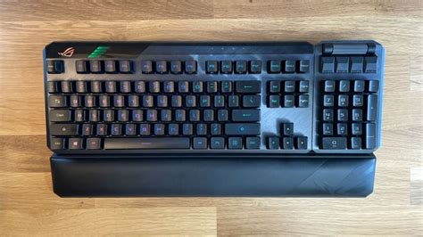 Asus ROG Claymore II Wireless Keyboard Review | PCMag