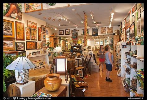 Picture/Photo: Art gallery. Lahaina, Maui, Hawaii, USA