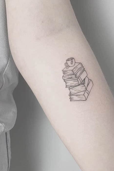 Awesome Tattoo Ideas for Book Lovers (With images) | Small book tattoo ...