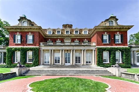 LUXURY: DFW Mansions Currently Listed on the Real Estate Market