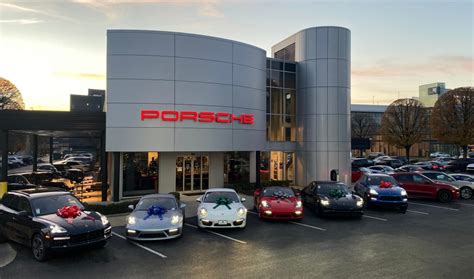 4 Advantages of Buying Your Car at an Official Porsche Dealership - Porsche Tysons Corner Blog